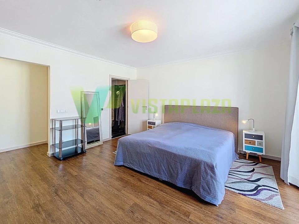 Apartamento T2 para Venda em Portimão Foto 18
