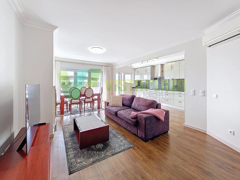 Apartamento T2 para Venda em Portimão Foto 7
