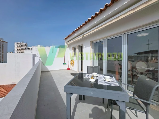 Apartamento T2 para Venda em Portimão Foto 11