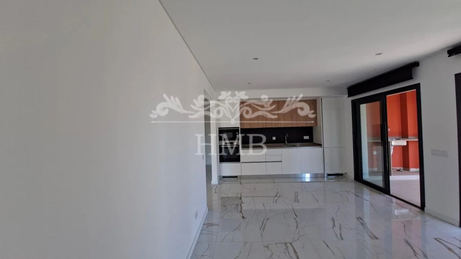Apartamento T2 para Venda em Portimão Foto 4
