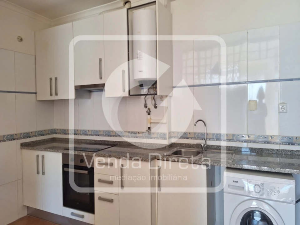 Apartamento T1 para Venda em Alto do Seixalinho, Santo André e Verderena Foto 8