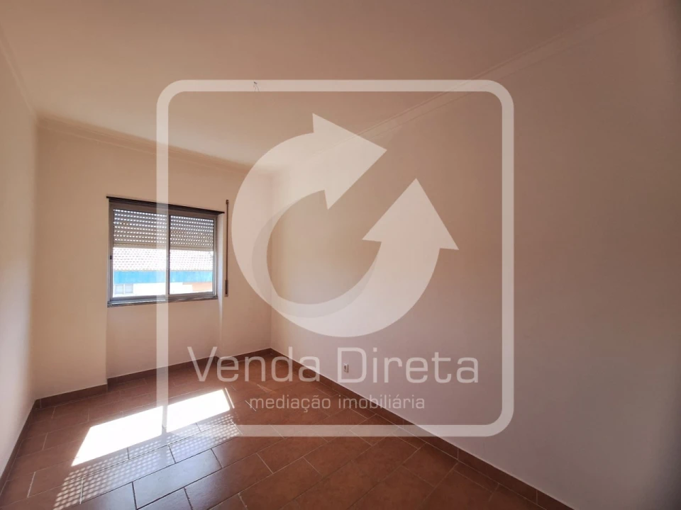 Apartamento T1 para Venda em Alto do Seixalinho, Santo André e Verderena Foto 12