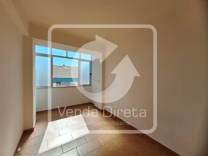 Apartamento T1 para Venda em Alto do Seixalinho, Santo André e Verderena Foto 2
