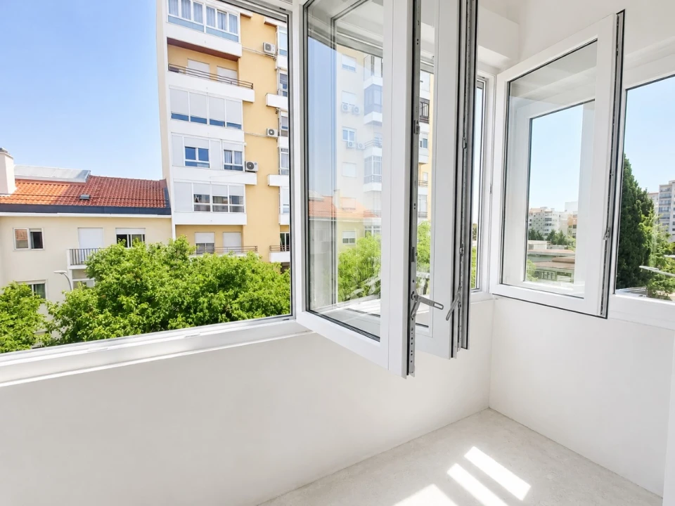 Apartamento T2 para Venda em Venteira Foto 2