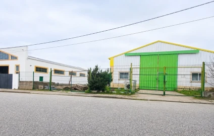 Armazém para Arrendamento em Alter do Chão