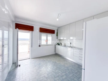 Apartamento T3 para Venda em Abrantes (São Vicente e São João) e Alferrarede