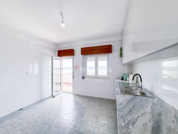 Apartamento T3 para Venda em Abrantes (São Vicente e São João) e Alferrarede