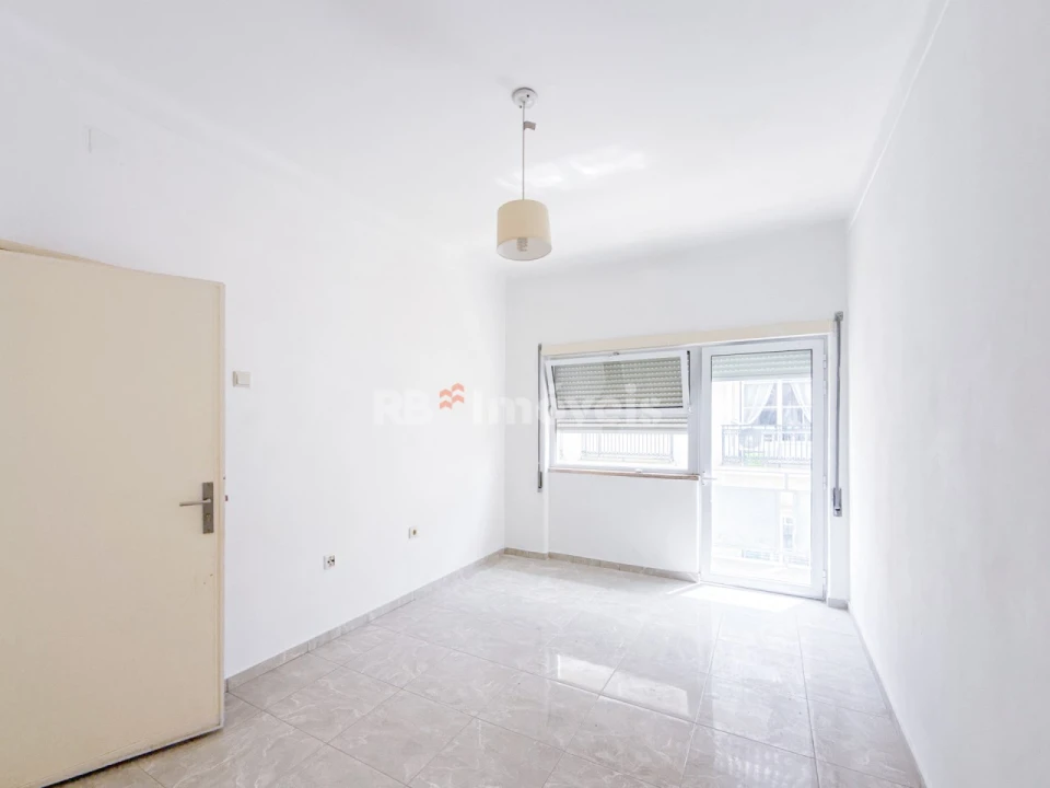 Apartamento T3 para Venda em Abrantes (São Vicente e São João) e Alferrarede Foto 2