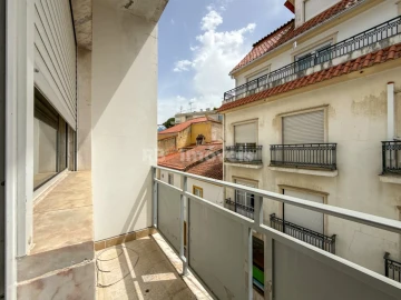 Apartamento T3 para Venda em Abrantes (São Vicente e São João) e Alferrarede