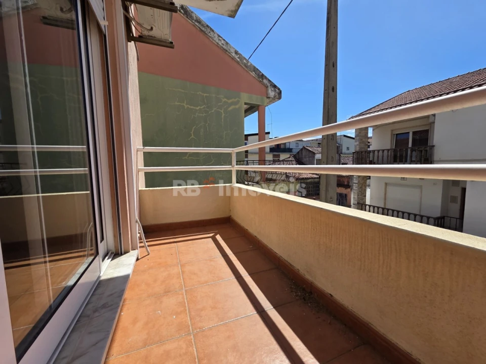 Apartamento T1 para Arrendamento em Nossa Sra de Fatima Foto 18