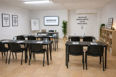 Loja para Venda em Torres Novas (São Pedro), Lapas e Ribeira Branca