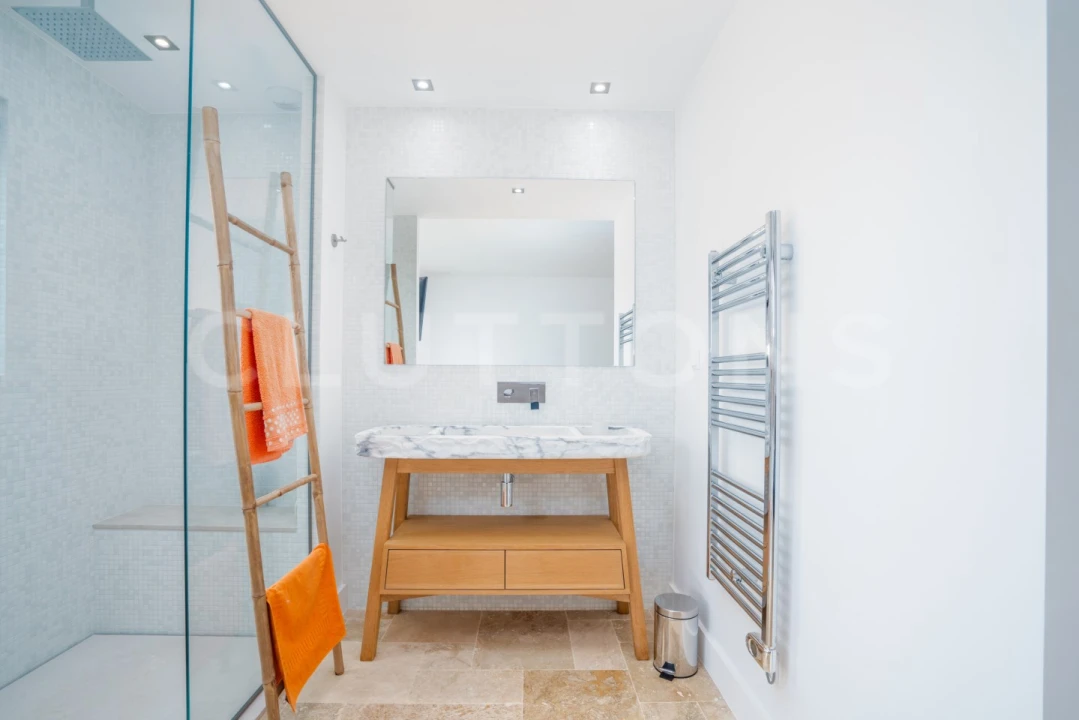 Moradia T3 para Venda em Montenegro Foto 51