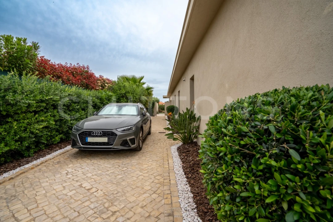 Moradia T3 para Venda em Montenegro Foto 62