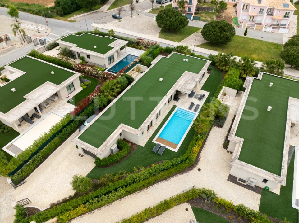 Moradia T3 para Venda em Montenegro Foto 71