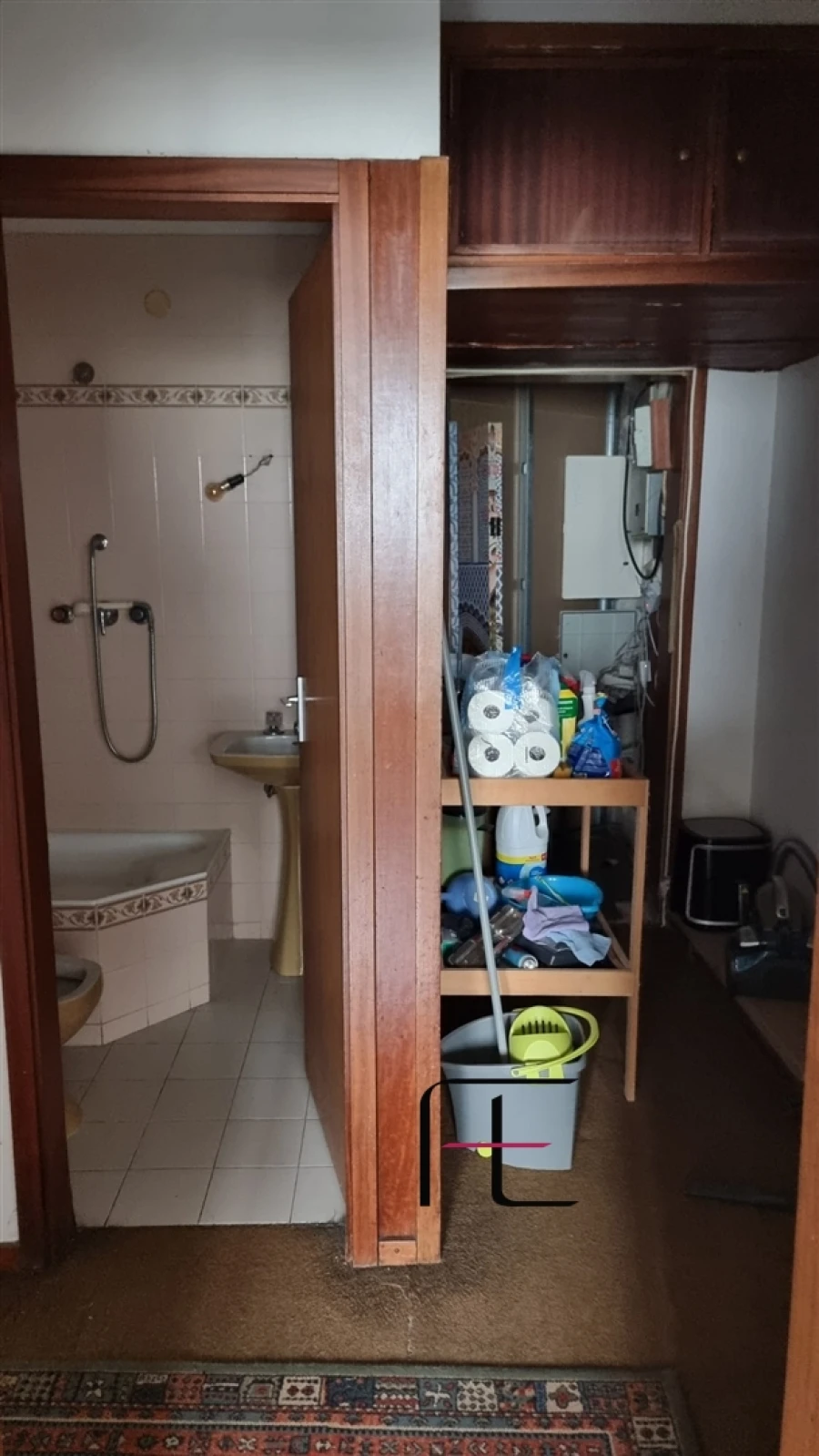 Apartamento T5 para Venda em Ramalde Foto 16