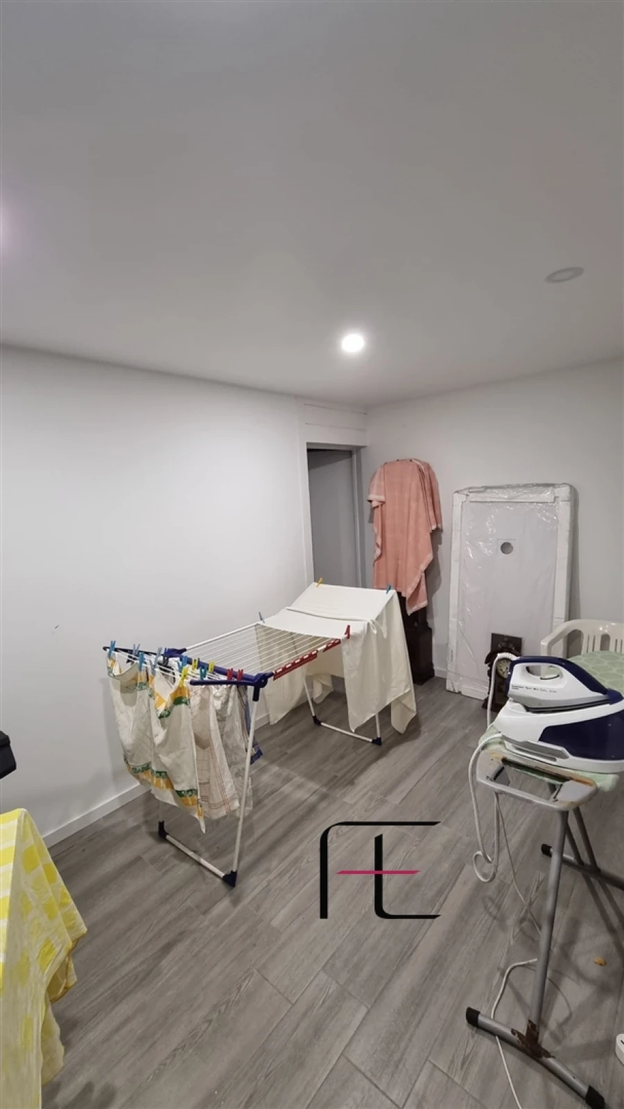 Apartamento T5 para Venda em Ramalde Foto 23