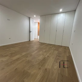 Moradia T3 para Venda em Merelim (São Paio), Panoias e Parada de Tibães