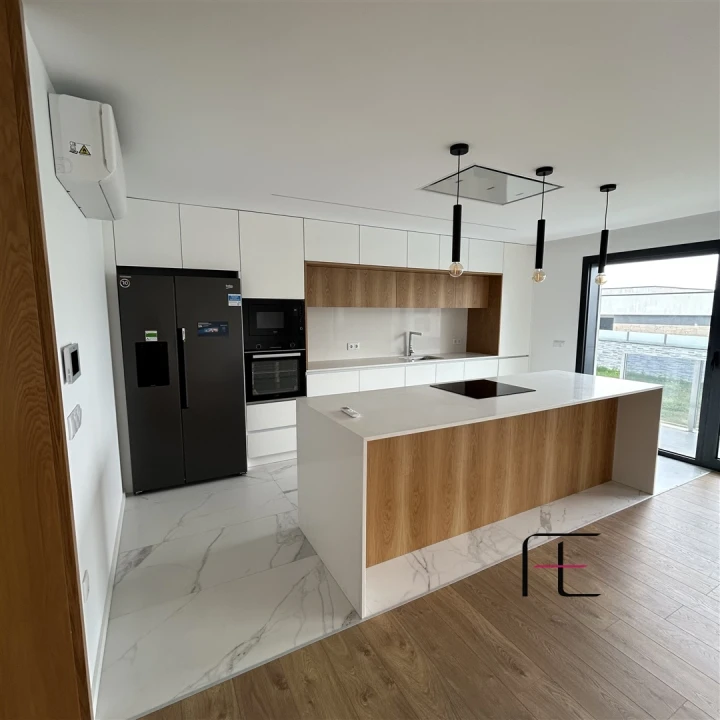 Moradia T3 para Venda em Merelim (São Paio), Panoias e Parada de Tibães Foto 2