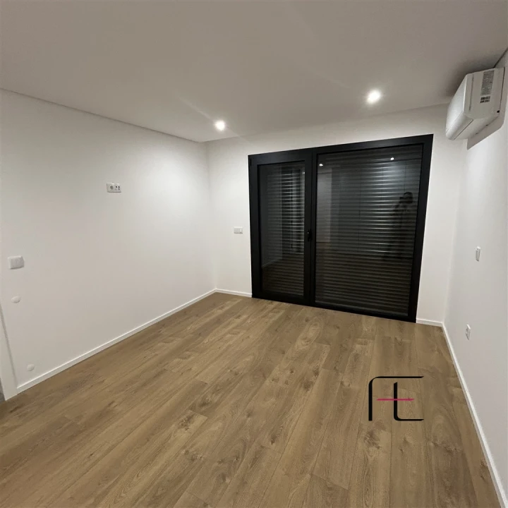 Moradia T3 para Venda em Merelim (São Paio), Panoias e Parada de Tibães Foto 32