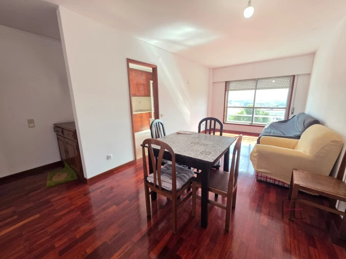 Apartamento T2 para Arrendamento em Rio Tinto Foto 6