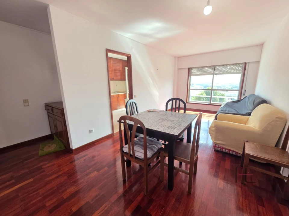 Apartamento T2 para Arrendamento em Rio Tinto Foto 6