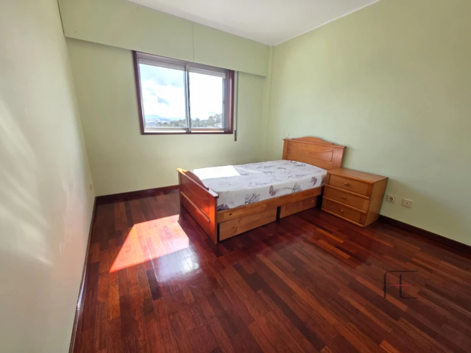 Apartamento T2 para Arrendamento em Rio Tinto Foto 14