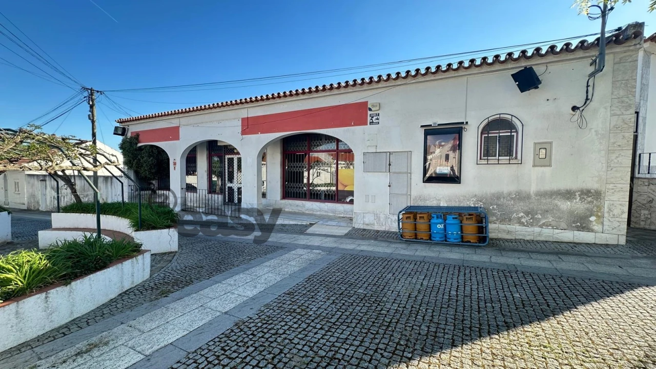 Loja para Venda em Portel Foto 2