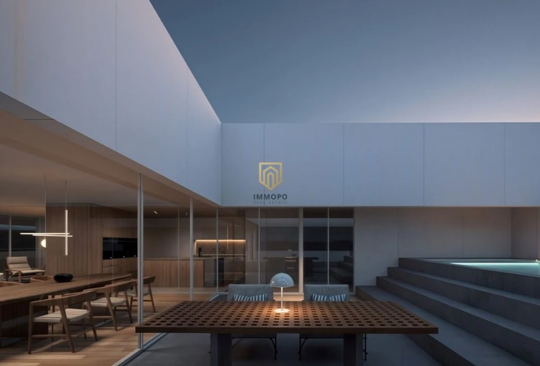 Apartamento T4 para Venda em Ramalde Foto 1