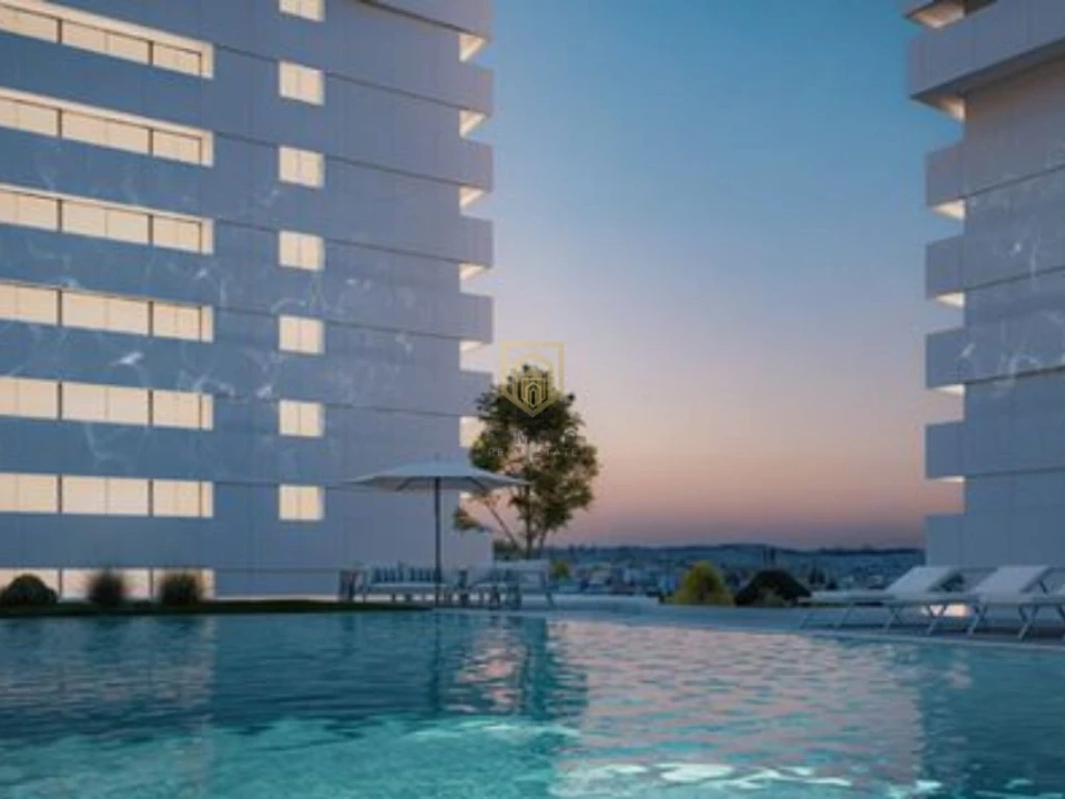 Apartamento T4 para Venda em Ramalde Foto 8