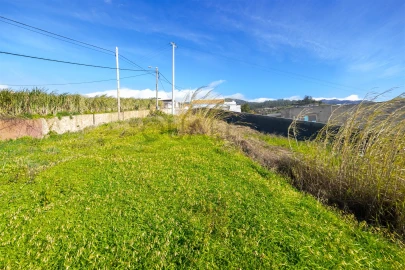 Terreno para Venda em Canhas