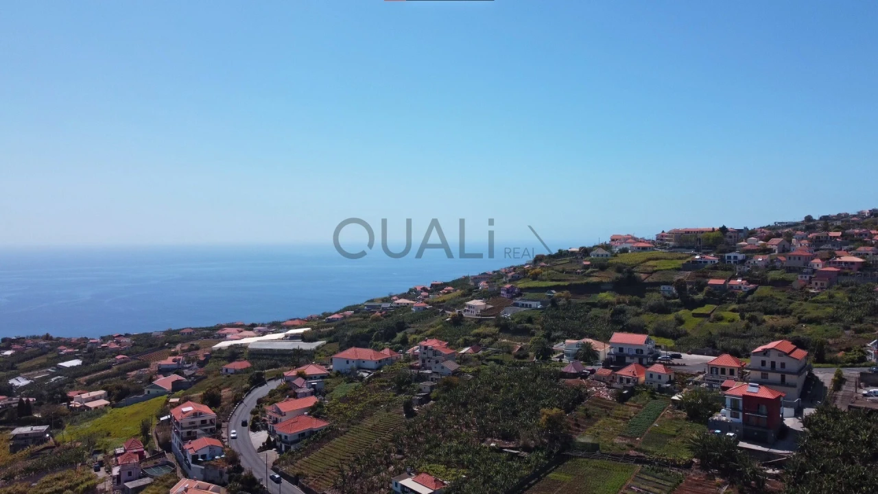 Terreno para Venda em Canhas Foto 2