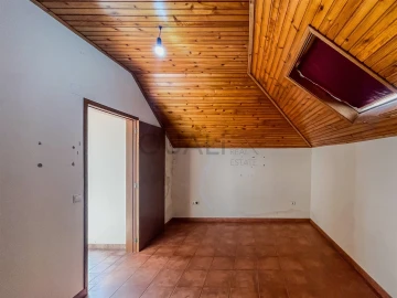 Moradia T3 para Venda em Imaculado Coração de Maria