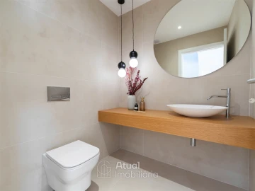 Moradia T3 para Venda em Caldas de Vizela (São Miguel e São João)