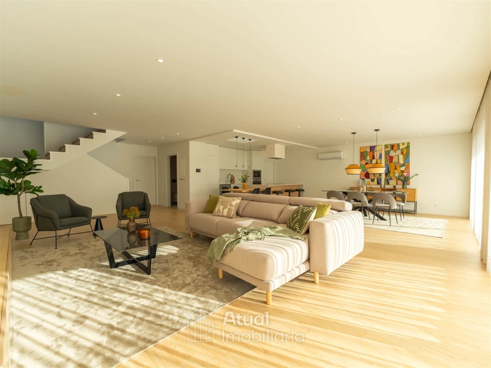 Moradia T3 para Venda em Caldas de Vizela (São Miguel e São João) Foto 1