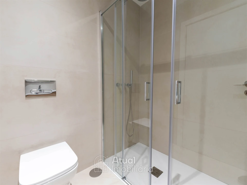 Moradia T3 para Venda em Caldas de Vizela (São Miguel e São João) Foto 7