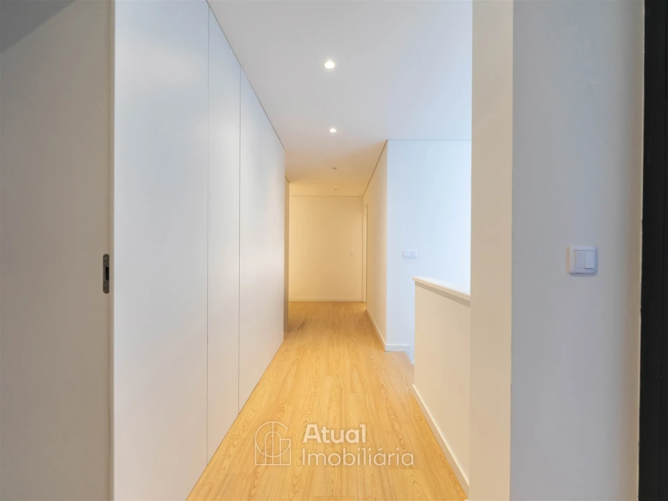 Moradia T3 para Venda em Caldas de Vizela (São Miguel e São João) Foto 42