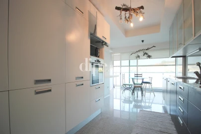 Apartamento T4 para Arrendamento em Costa