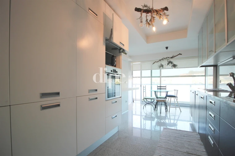 Apartamento T4 para Arrendamento em Costa Foto 6