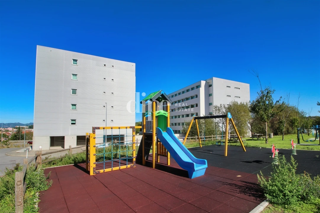 Apartamento T4 para Arrendamento em Costa Foto 25