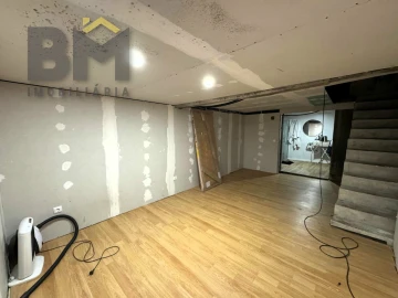 Moradia T2 para Venda em Ninho do Açor e Sobral do Campo