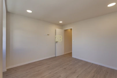 Apartamento T1 para Venda em Bonfim