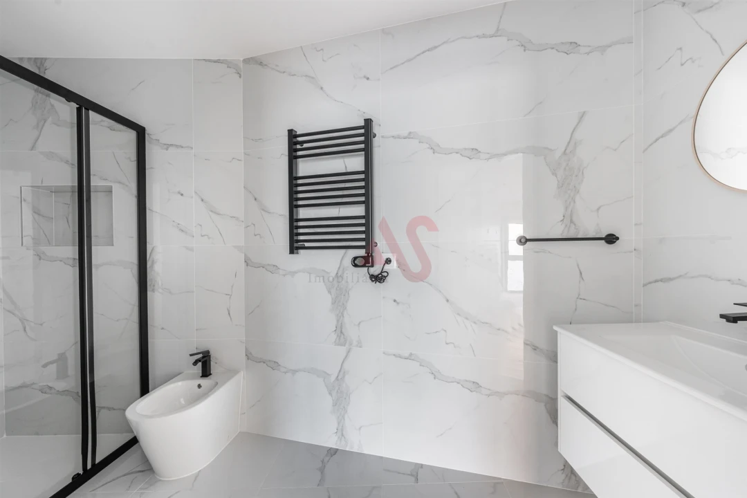 Apartamento T1 para Venda em Barco Foto 7