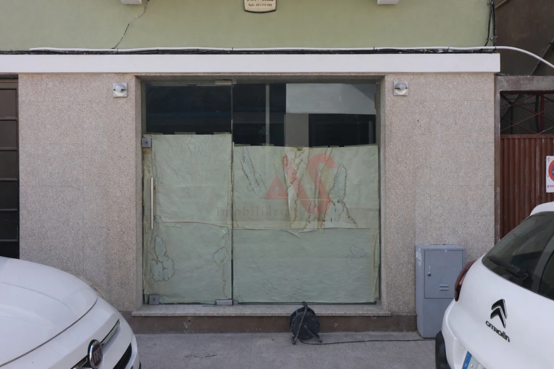 Loja para Arrendamento em Caldas de Vizela (São Miguel e São João) Foto 1