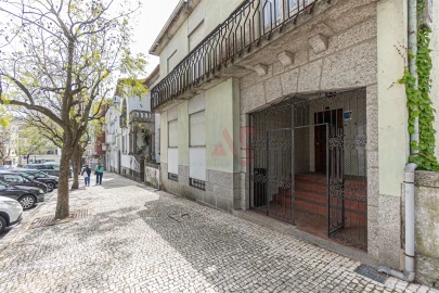 Moradia T8 para Venda em Oliveira, São Paio e São Sebastião