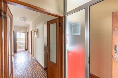 Moradia T8 para Venda em Oliveira, São Paio e São Sebastião