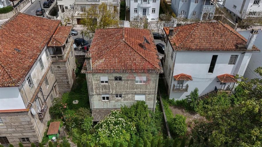 Moradia T8 para Venda em Oliveira, São Paio e São Sebastião Foto 47