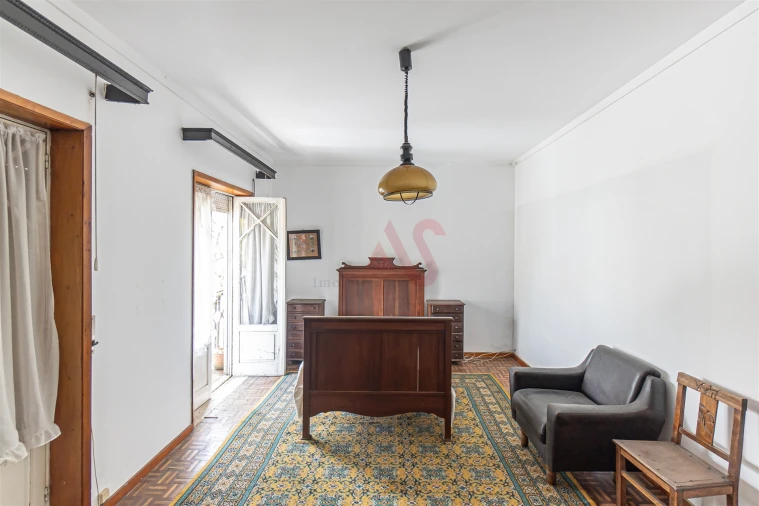 Moradia T8 para Venda em Oliveira, São Paio e São Sebastião Foto 41