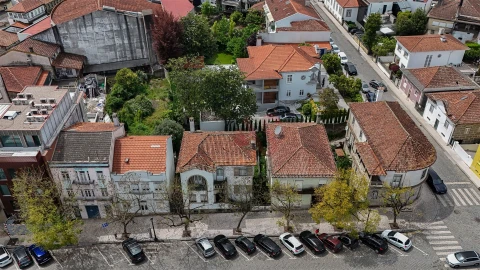 Moradia T4 para Venda em Oliveira, São Paio e São Sebastião