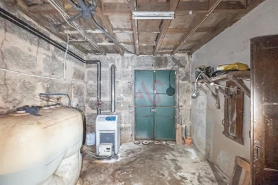 Moradia T4 para Venda em Oliveira, São Paio e São Sebastião