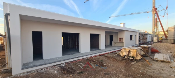 Moradia T4 para Venda em Marrazes e Barosa